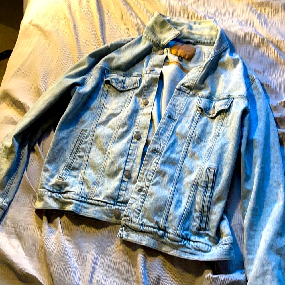 American Eagle light blue Jean Jacket size XXL